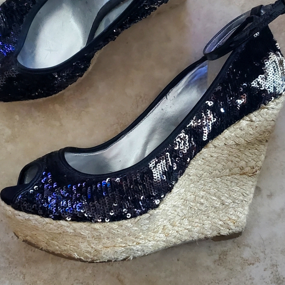 Guess Wedge Sandals